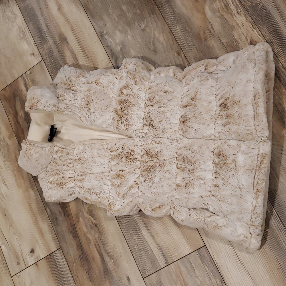 Athleta gorgeous fur vest